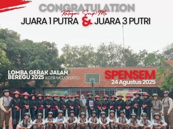 HARI KEMEEDEKAAN, SMPN 9 RAMAIKAN GERAK JALAN